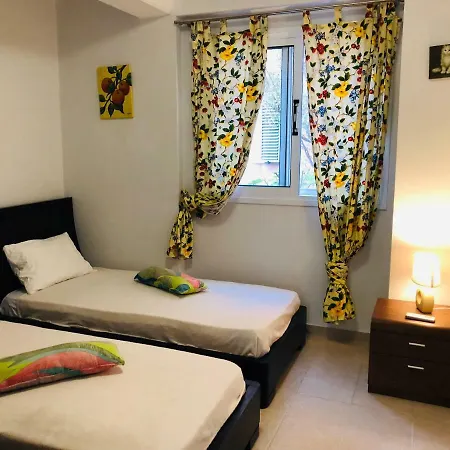 Limnaria Gardens G2