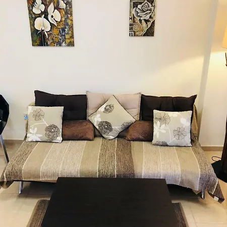 Διαμέρισμα Limnaria Gardens G2 *